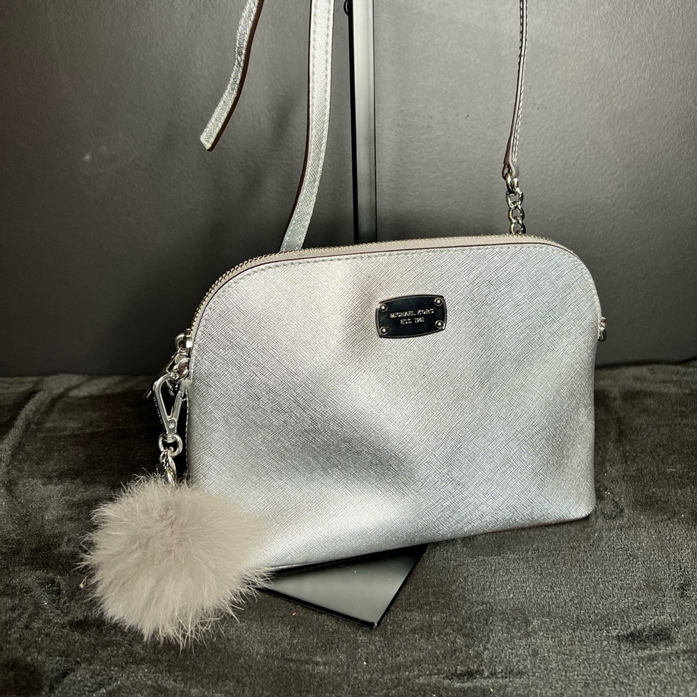 Michael Kors Cindy leather crossbody